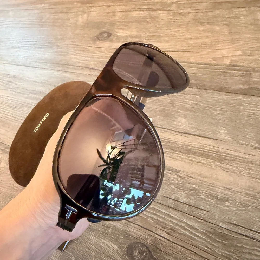 Tom Ford Oscar TF881 56C Tortoise Grey Retro Sunglasses Frame 60-14-140 - Picture 10 of 15
